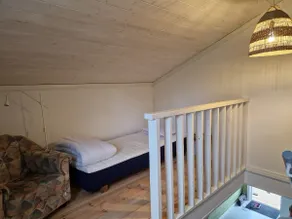 Cabin close to nature. - Image 5