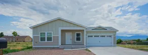 Harmony's Cozy Home- 2BR 1Bath Pueblo west-duplex - Image 2