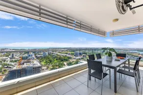Crystal Waterfront - A Panoramic Balcony Haven - Image 5