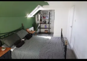 Penthouse suite, Victoria Apartments - Image 2
