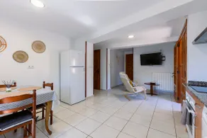 Apartments with private garden in the Pyrenees. - Image 4