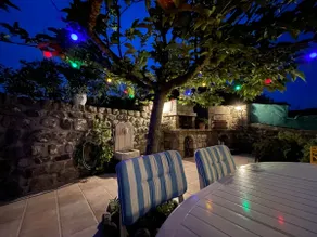 House with exceptional rooftop - Image 5