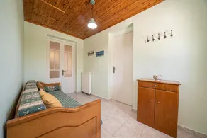 Dellaporta's Cottage - Image 5