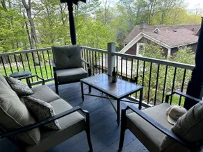 Recently renovated, In-town. - Image 3