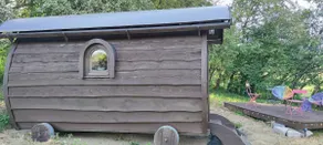Lovers' cabin - Image 2