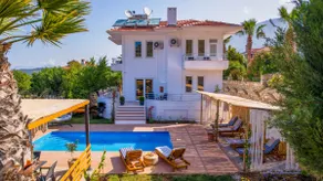 Unique villa in Oludeniz - Image 5