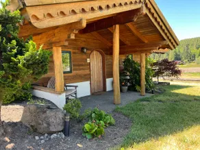 Hobbit Hut @ Blossom Valley Farm - Image 4