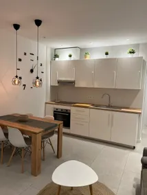 Centrally located and cozy ground floor apartment - Image 2