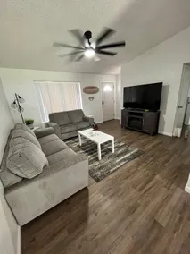 Enjoy a Relaxing 3bd 2ba Entire home - Image 3