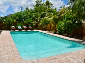 Tropical Retreat Near Beaches, Cruise Terminals - Image 2