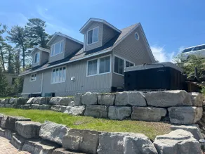 Kawartha Lakes , Chemong lake front property - Image 3