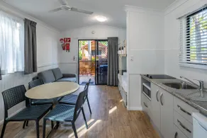1 Bedroom Tropical Cabin - Image 5