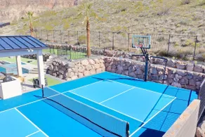 Lux Sports Getaway ~ Pickleball ~ Pool/Spa ~ Golf - Image 3