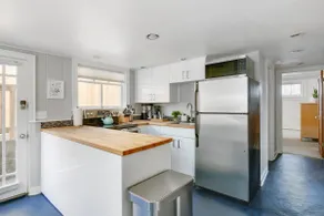 Stylish Daylight Basement Apartment- Patio + Grill - Image 3