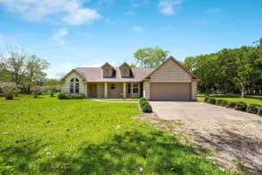 Relaxing Country house close to town and shopping - Image 3