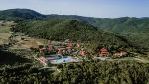 Tuscan Coast | Panoramic family resort with pool - Image 2