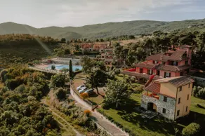 Tuscan Coast | Panoramic family resort with pool - Image 4