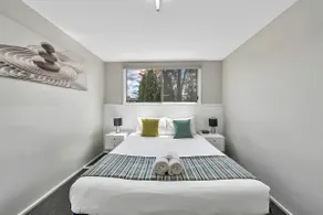 Ingenia Two Bedroom Budget Cabin - Image 3