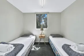 Ingenia Two Bedroom Budget Cabin - Image 4
