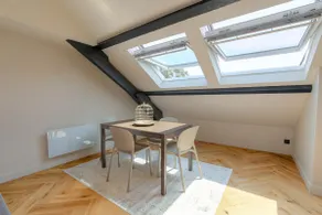 Charming 2-room attic apartment with parking, Écully - Image 5