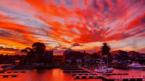 Marina Magic Getaways - Your Waterfront Retreat - Image 3