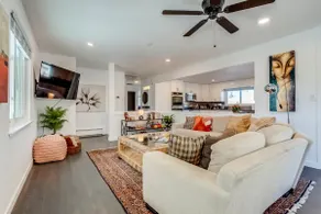 Stylish 2BR Retreat near Anschutz & Airport - Image 5