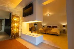 Luxurious Suite | Sauna | Balneo - Image 2