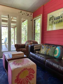 River House (aka Federal Hilton) - Byron Bay Hinterland holiday cottage - Image 2