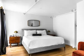 2 King Bed|Historic DTWN Hotel|Steps 2 Restaurants - Image 4