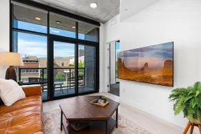 Downtown SLC Luxury 1BD 1BA - Pool HotTub 24hrGym - Image 4