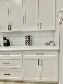 Livingston Gem: 5BR Home with Chef's Kitchen - Image 2