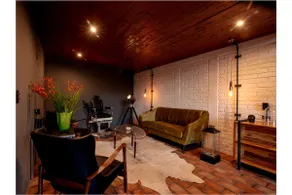 Luxurious Suite - Image 3