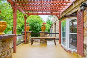 Gameroom~Gym~Walk to River & Downtown~BR Pkwy 5mi - Image 4