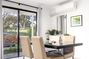 Renovated Townhouse Close to the CBD and Schools - Image 3