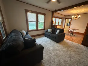 Renovated Home Close to Downtown - Image 2