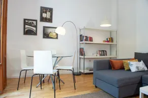Laura's Apartments, El carmen 4 - Image 4