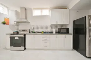 The Vistana 2Bedroom Apartment in Brampton - Image 5
