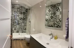 Lovely guest house! - Image 5