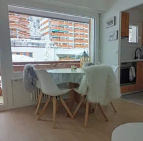Cozy apartment in Crans Montana - Image 2