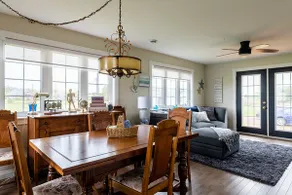 Seashore Beach House Beauty - Image 5