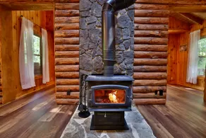 Perfect Cabin 10 Min-Asheville - Image 4