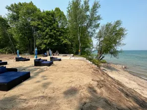 Great Lakes Resort - Beach Studio - Suite 16 - Image 4