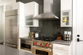 Spacious, Sun`filled Brownstone in Heart of Boston - Image 5