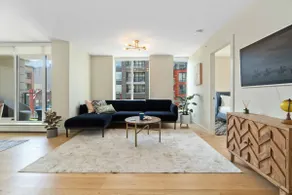 Stylish 3BD Chinatown Condo | Rooftop & City Views - Image 4