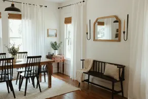 Bright & Peaceful 1920s Cottage: Close to UTC! - Image 2