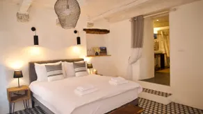 Sicilian Rooms at #4 - Image 3
