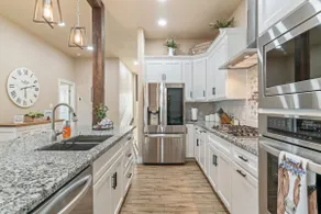 *15 min to Hobby Airport 3BR House | Free Parking - Image 4