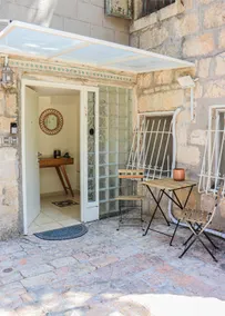 Charming Jerusalem Home - Image 3