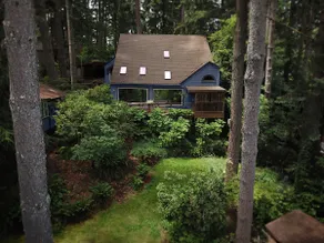Treehouse-Style Luxury | Hot Tub, Views, Game Room - Image 3
