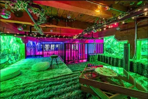 Arts District Gem•3BR Loft•Free Parking+Pool Table - Image 3